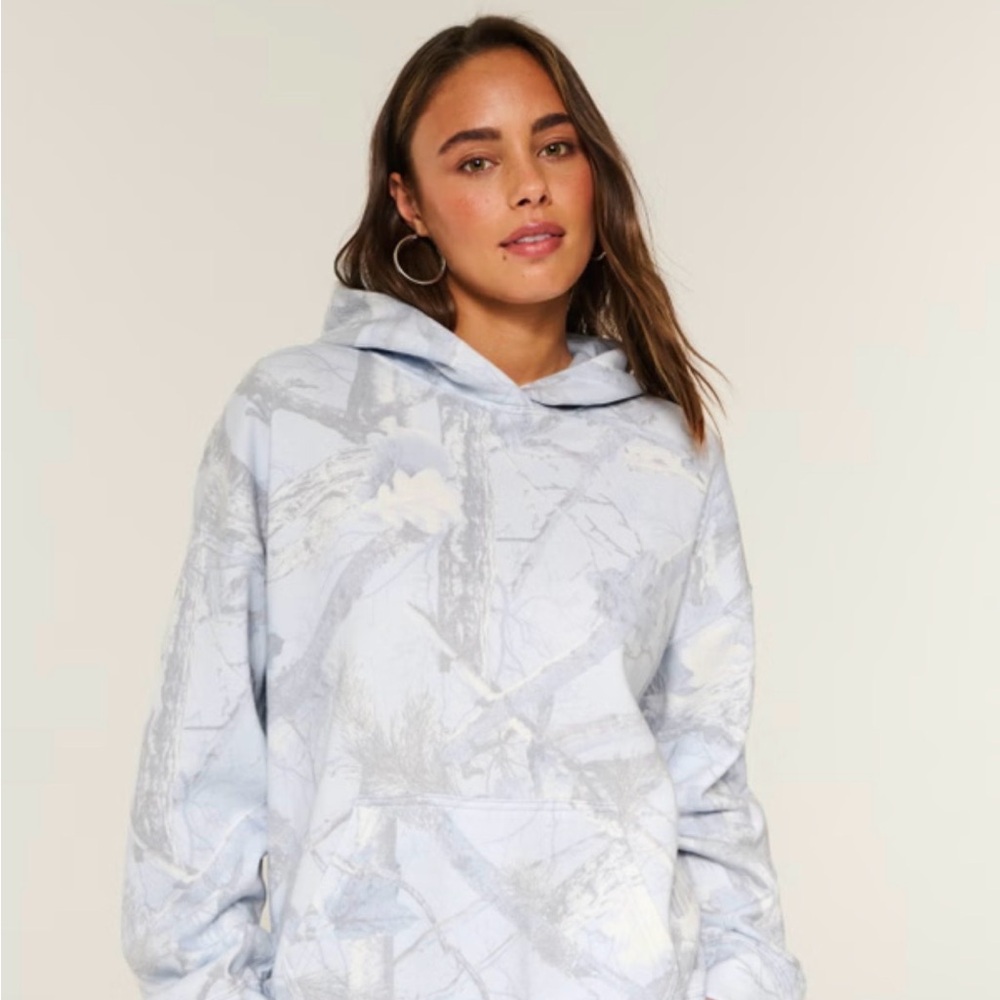 Hollister xxs light camo hoodie